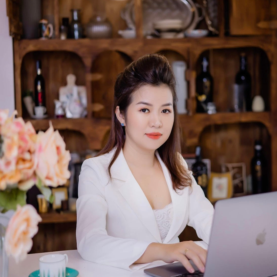 Ms. Bùi Thị Phương Anh