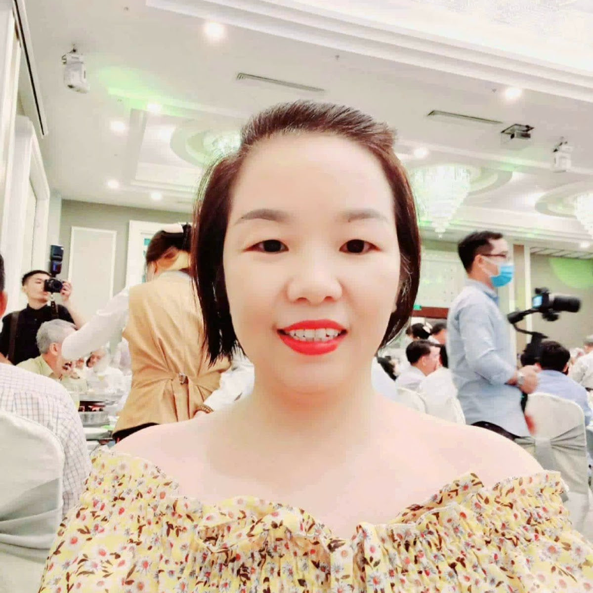 Ms. Đào Thị Huyền