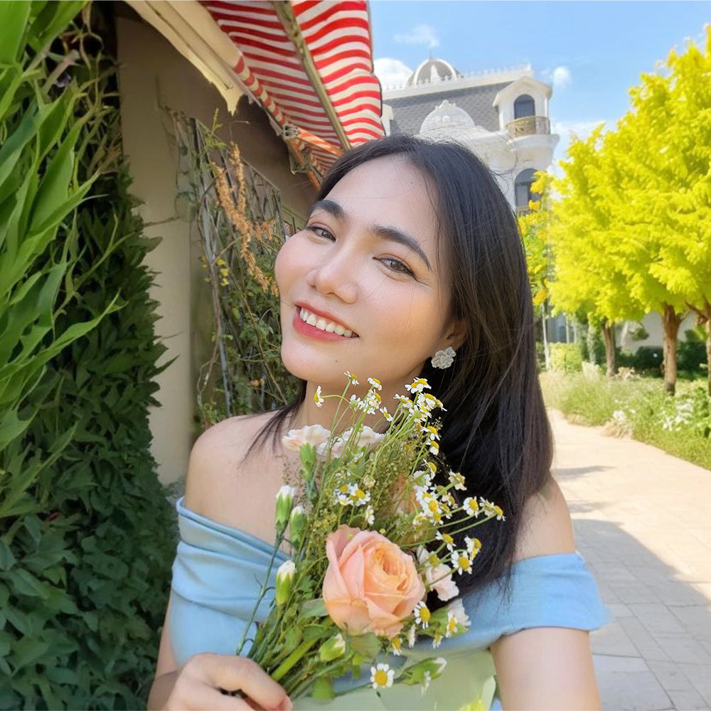 Ms. Hắc Thị Thuý