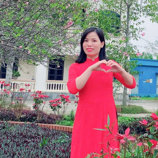 Ms. Hà Thị Giang