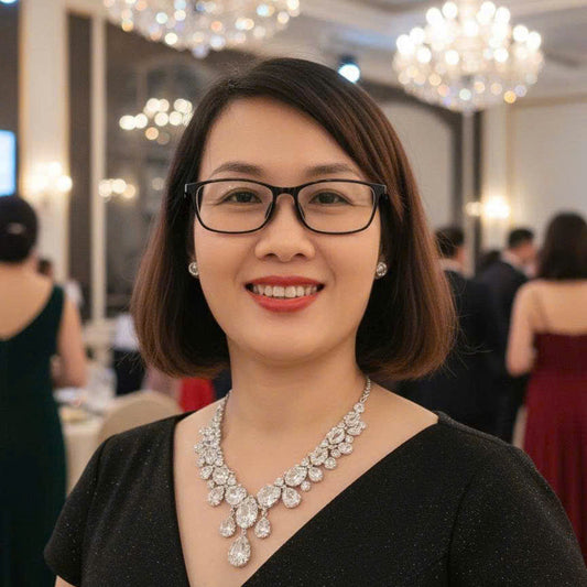Ms. Hoàng Thị Nhung