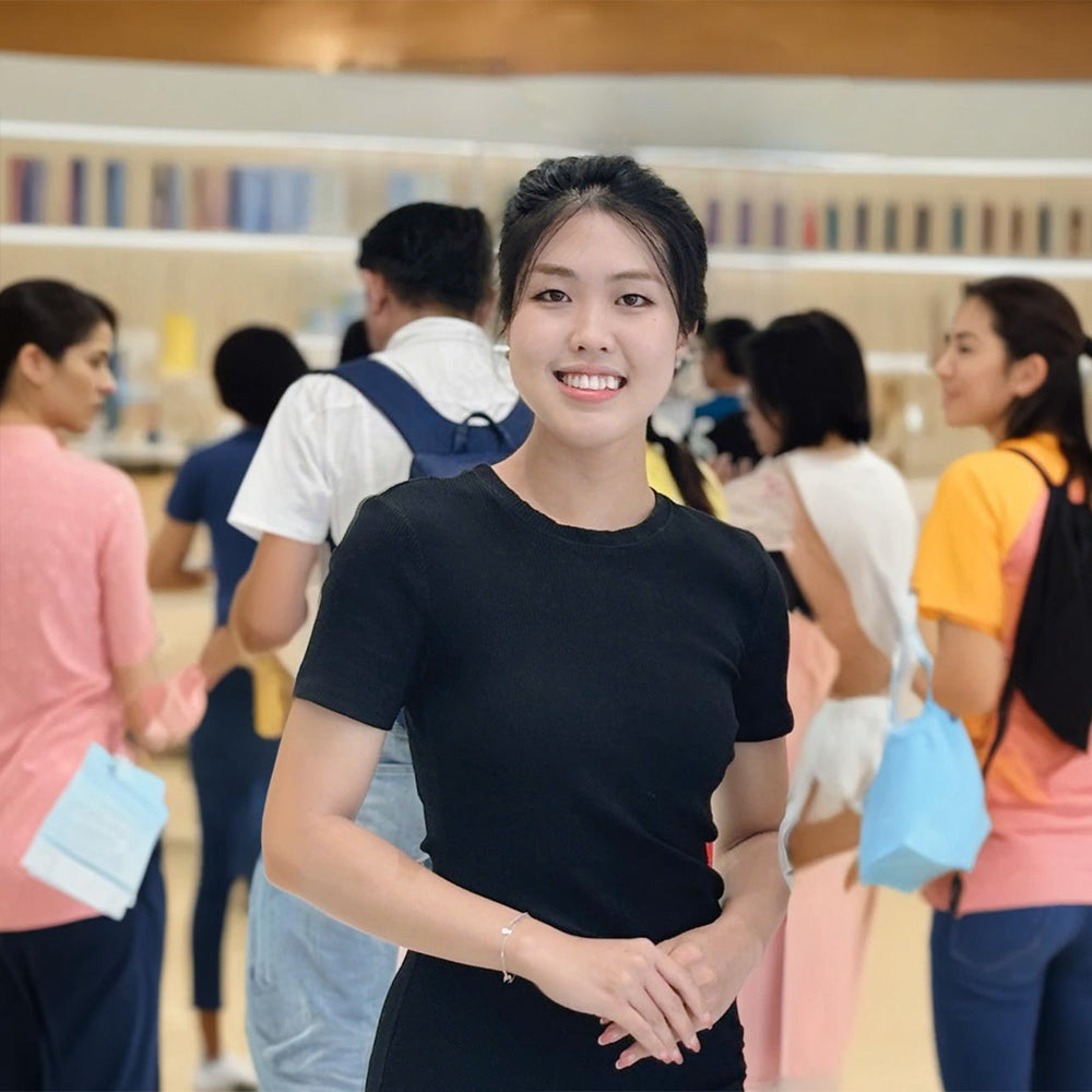 Ms. Nguyễn Anh Thư