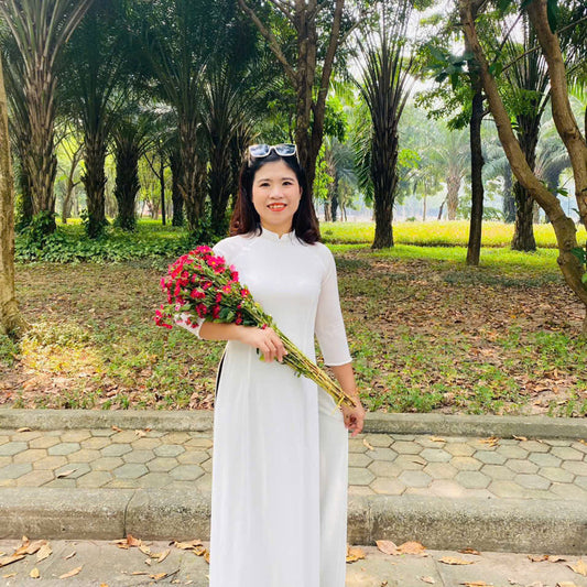 Ms. Nguyễn Thị Hằng