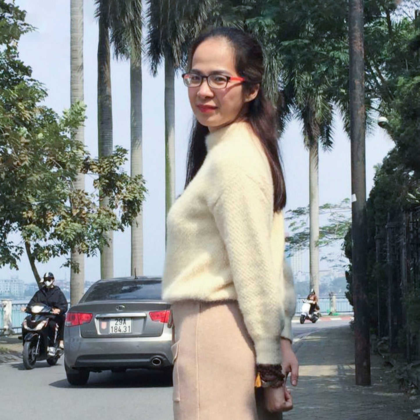 Ms. Nguyễn Thị Hương