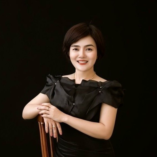 Ms. Võ Thị Dung